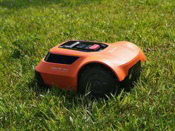 Robot tagliaerba EZVIZ RM600 con filo perimetrale larghezza di taglio 30 cm ( Usato Grado B) ezviz